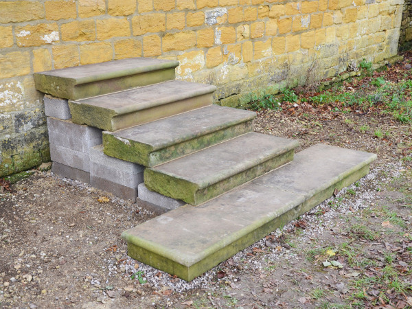 A suite of early 20th century York sandstone steps