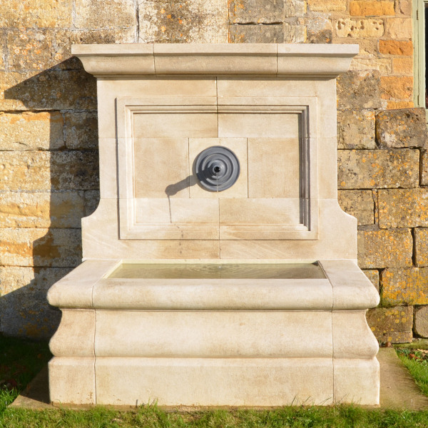 The Onslow Park Wall Fountain with Lead Spout