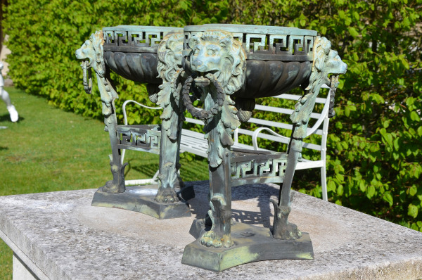 A pair of bronze braziers
