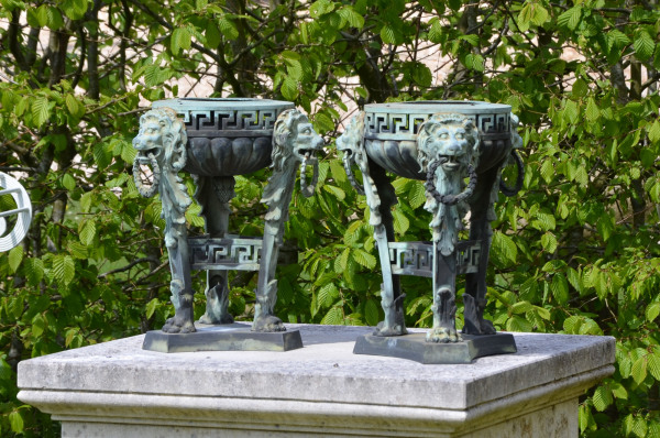 A pair of bronze braziers