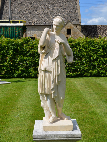 A fine 19th century terracotta figure of Diana de Gabies