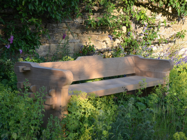 The Quercus Robur Garden Seat