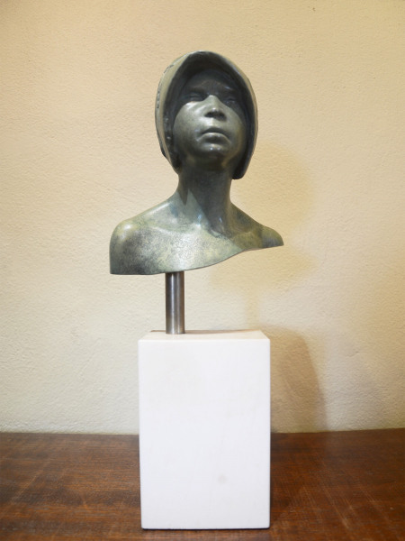 A patinated bronze sculpture by Ralph Brown R.A. (1928 – 2013)