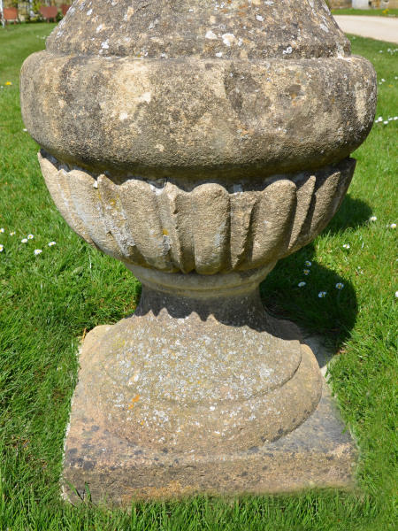An early 20th century Bath stone sundial pedestal 